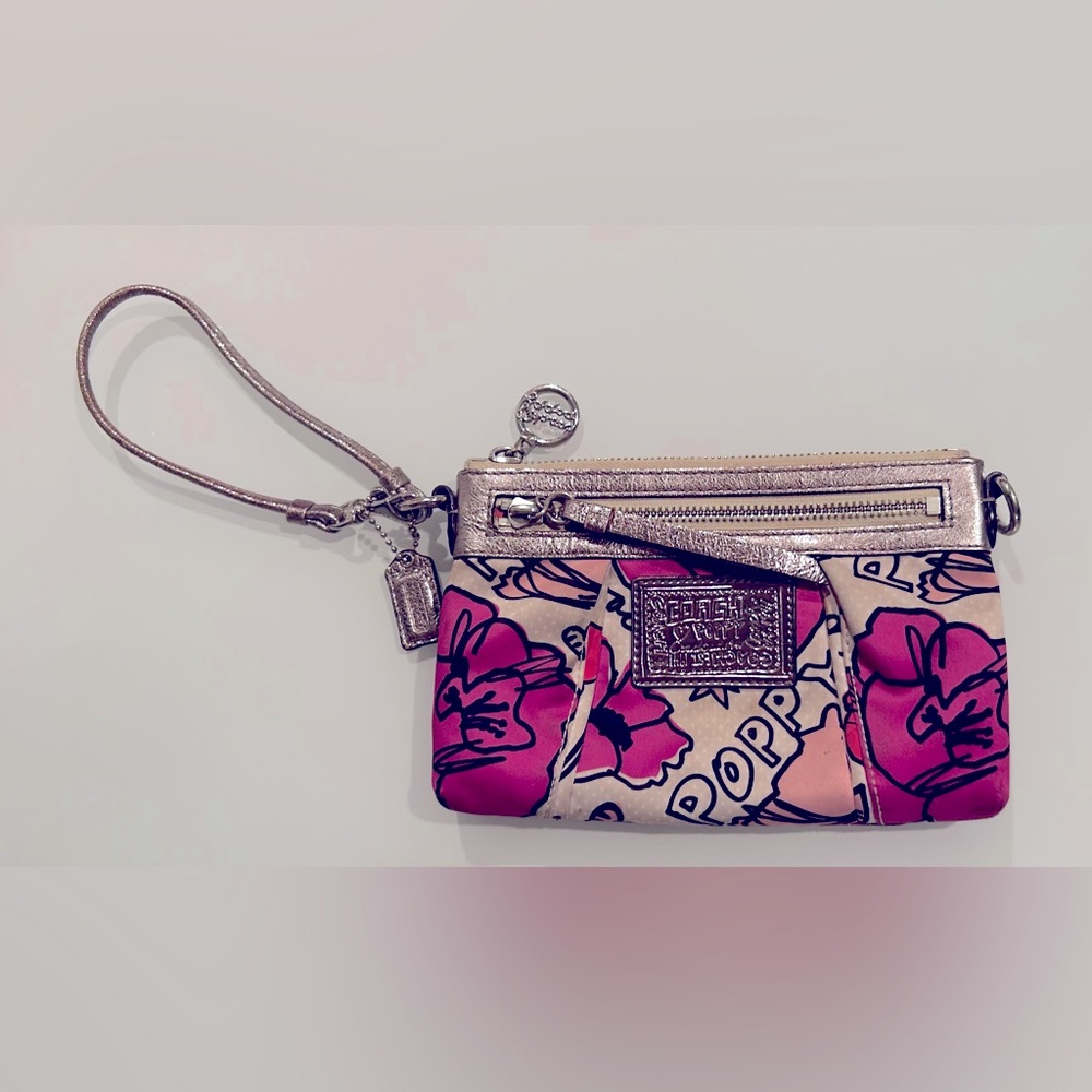 Coach Poppy Pink Flowers Large Wristlet
